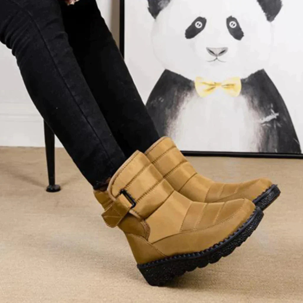 Bota para o Frio Impermeável Cano Médio