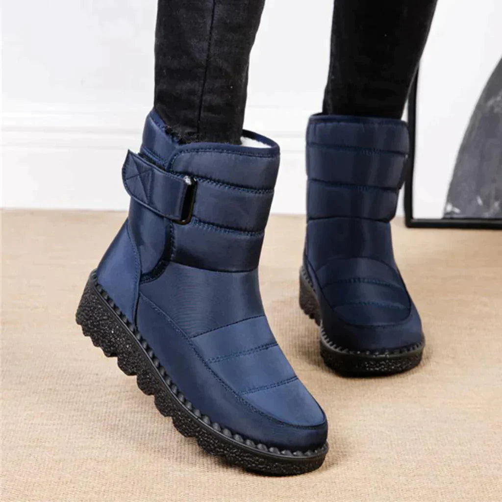 Bota para o Frio Impermeável Cano Médio